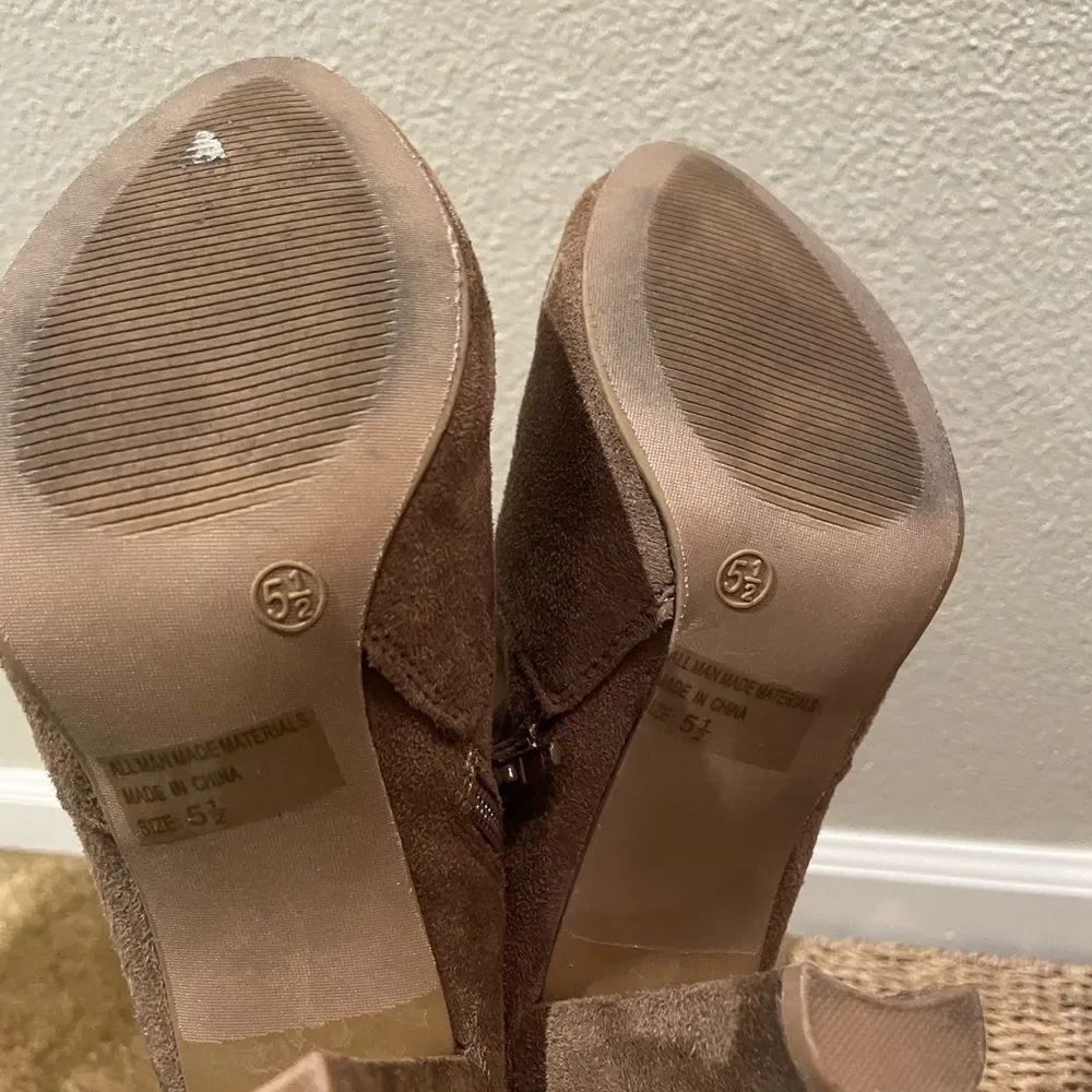 NO BRAND Brown/Tan Thigh High Women's Boots Size 5.5.